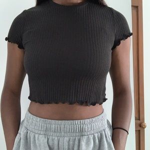 Black PacSun ribbed crop top.
